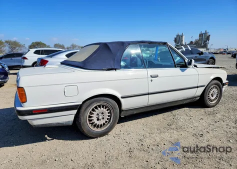 1991 BMW 325 Ic из США, поврежденный, VIN WBABB1311MEC04845